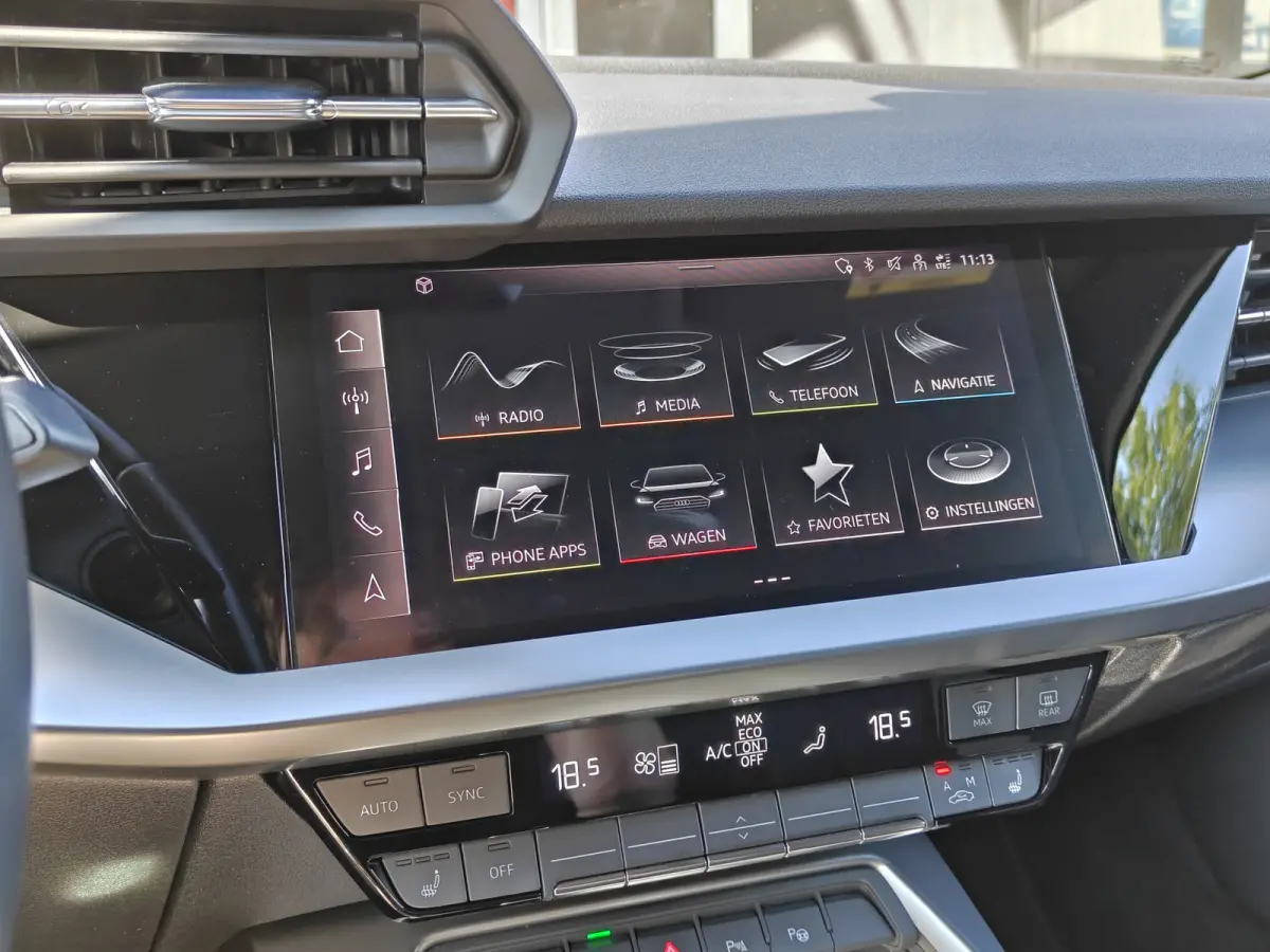 40 TFSI PHEV Advanced edition / Camera / PDC V+A / Carplay / Stoelverwarming /