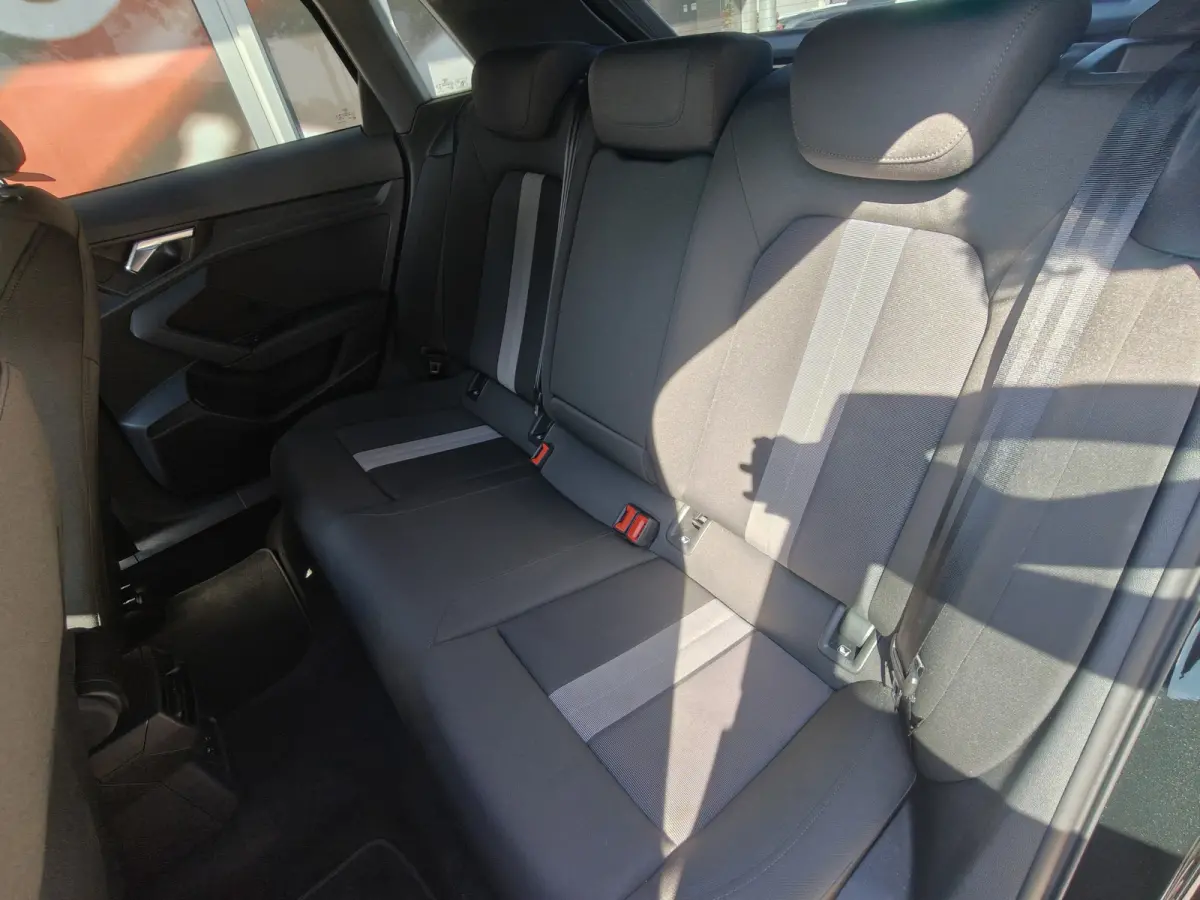 40 TFSI PHEV Advanced edition / Camera / PDC V+A / Carplay / Stoelverwarming /