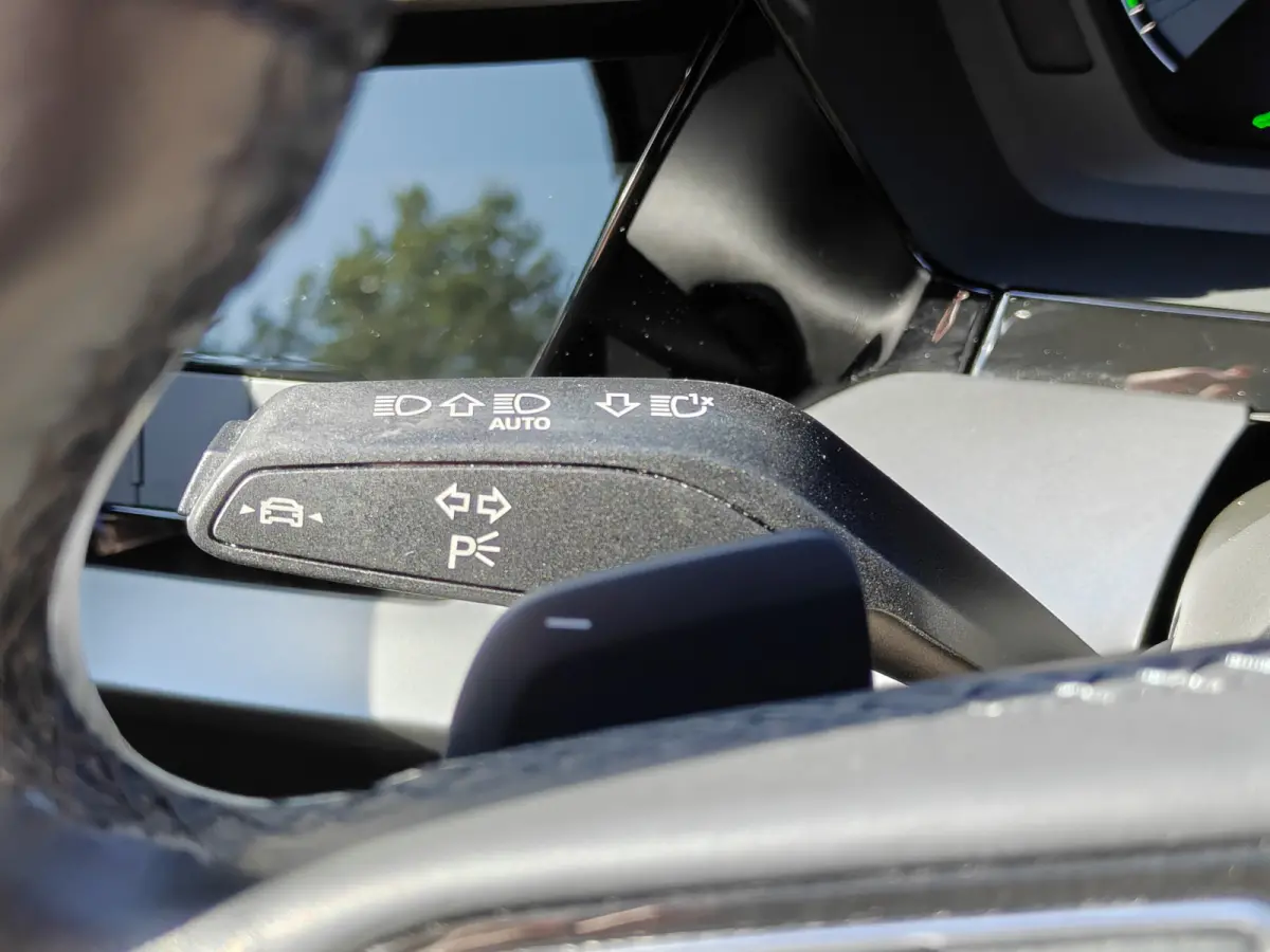 40 TFSI PHEV Advanced edition / Camera / PDC V+A / Carplay / Stoelverwarming /