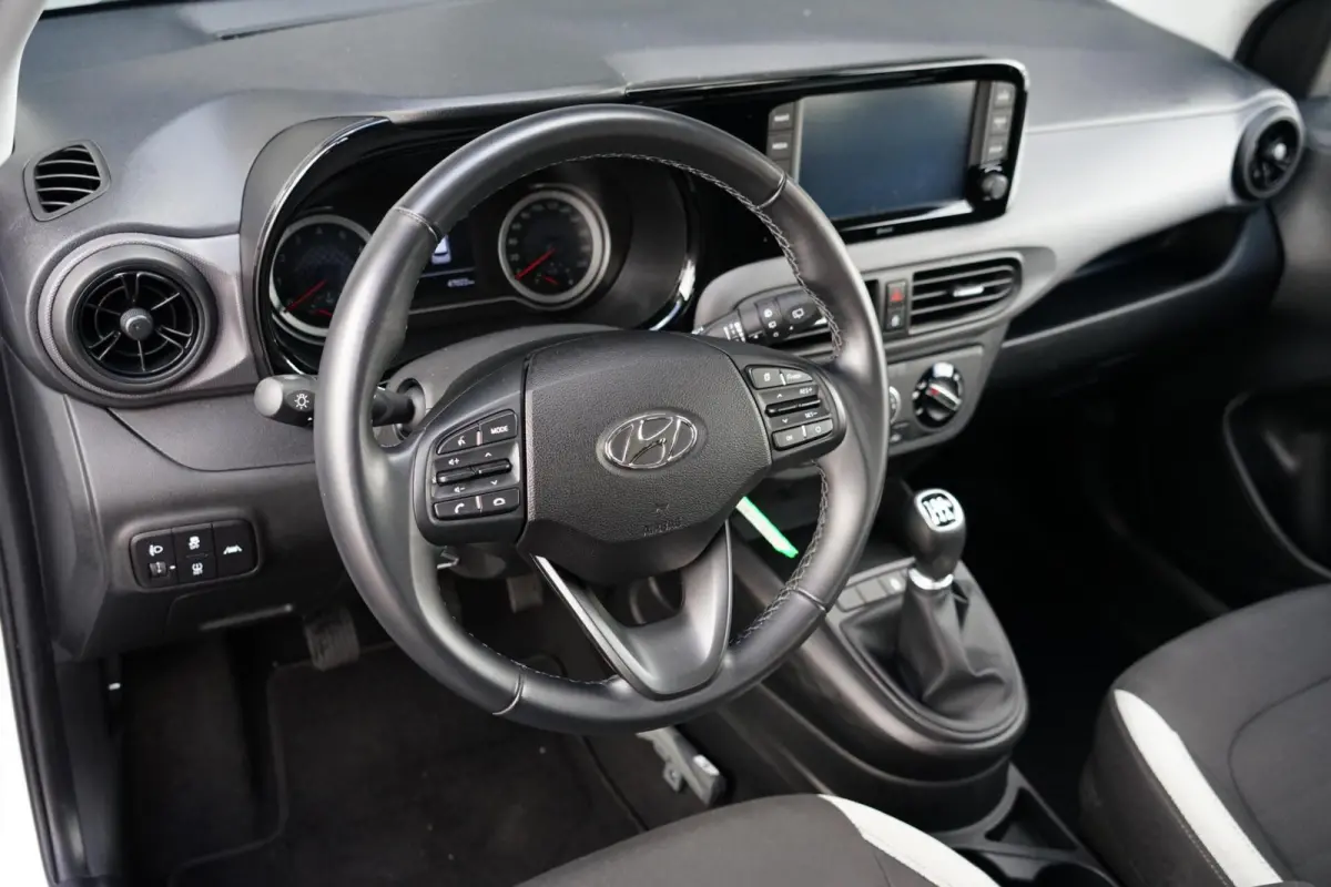 1.0 Comfort, NL, 1e eig. CarPlay, cruise, DAB
