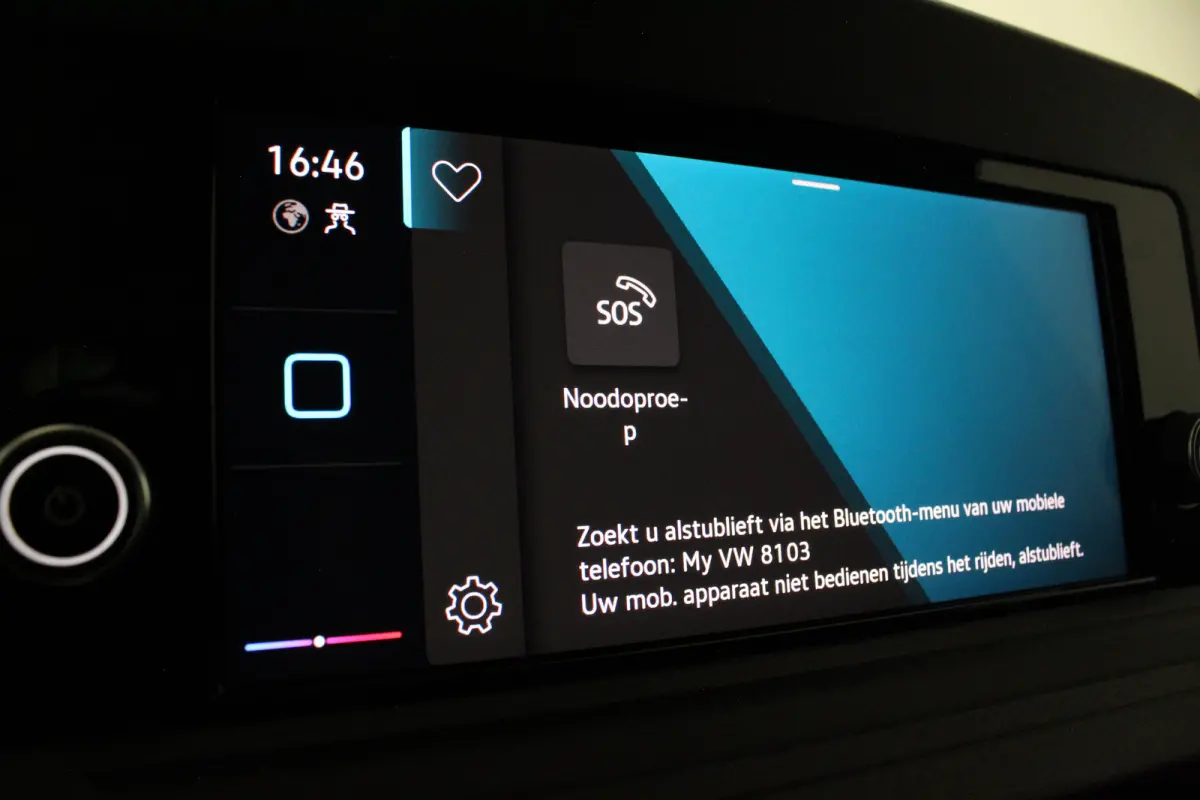 1.5 TSI Trend > Camera/Navigatie via Apple Carplay/Android Auto/Reflex Silver Metallic