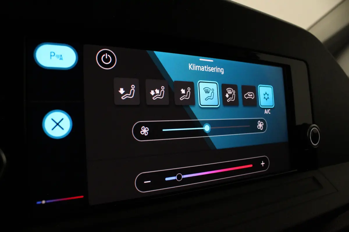 1.5 TSI Trend > Camera/Navigatie via Apple Carplay/Android Auto/Reflex Silver Metallic