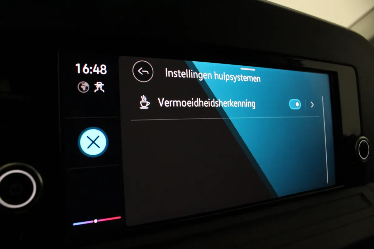 1.5 TSI Trend > Camera/Navigatie via Apple Carplay/Android Auto/Reflex Silver Metallic