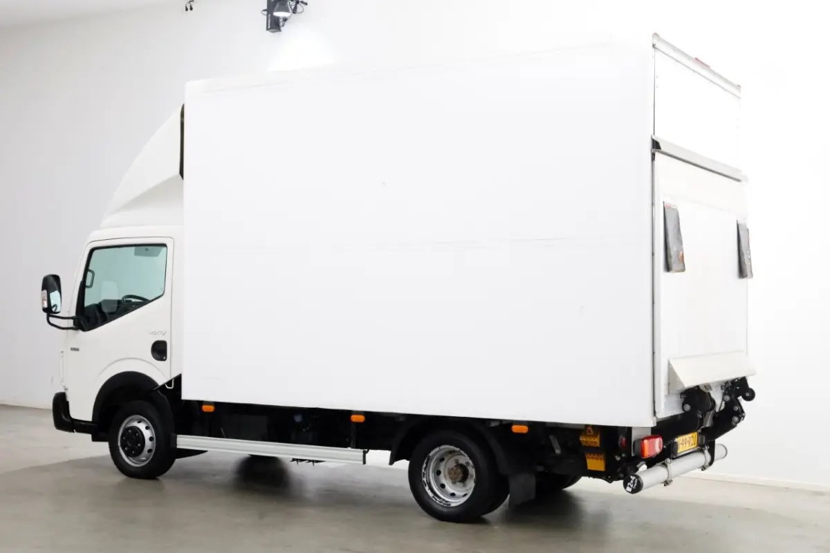130.35 3.0 130pk E6 Compacte bakwagen met laadklep 03-2020
