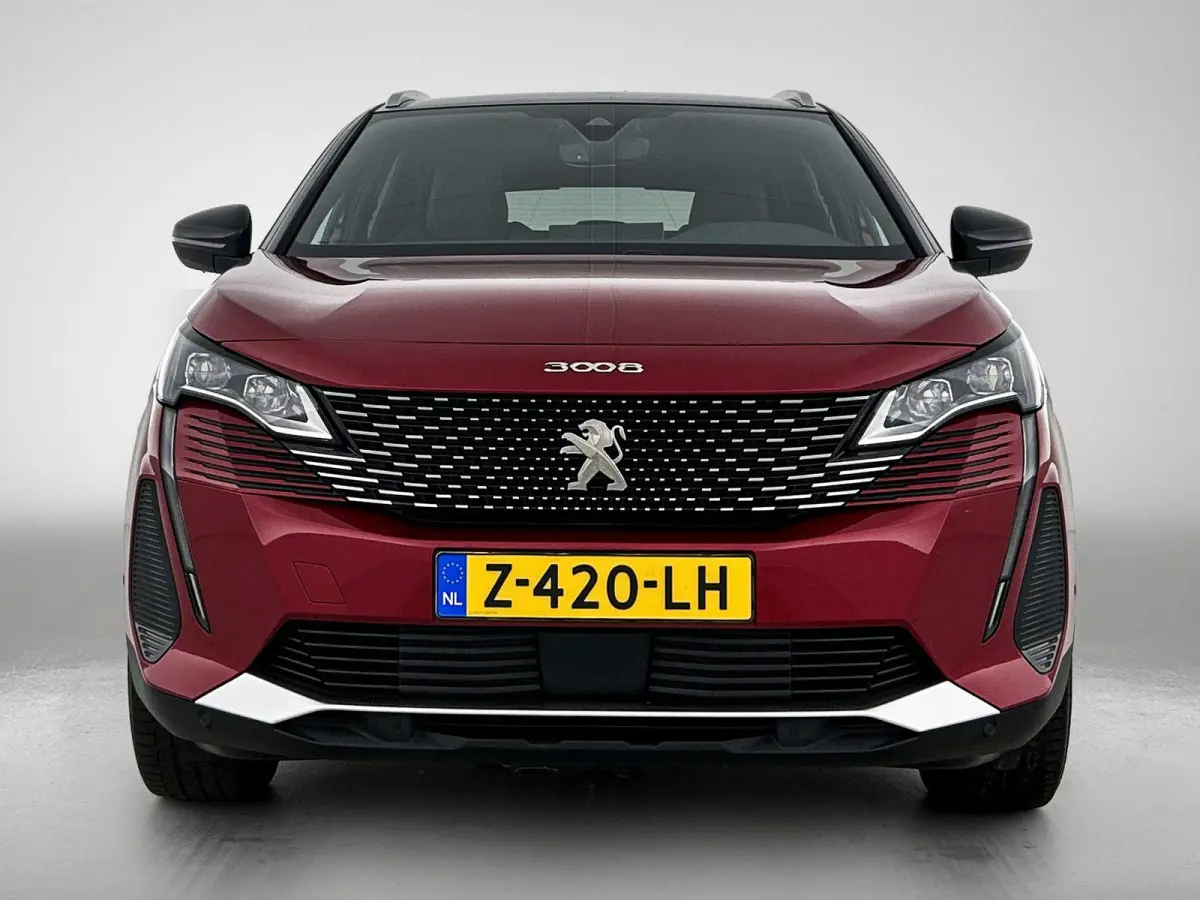 1.2 130pk GT Automaat | Navigatie | Apple CarPlay/Android Auto | Adaptieve Cruise Control | Camera | Climate Control | Night Vision | Dodehoekdetectie | Keyless Entry/Start | Isofix | Privac