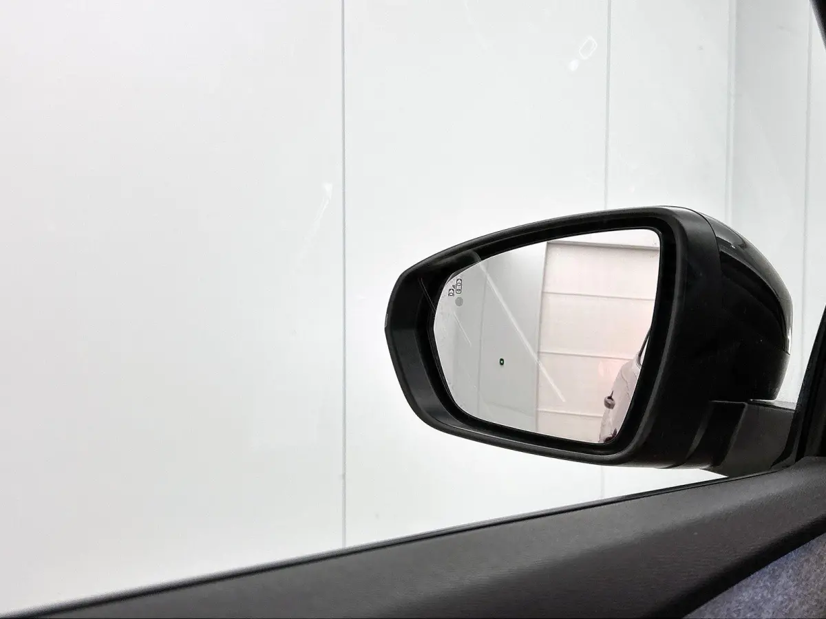 1.2 130pk GT Automaat | Navigatie | Apple CarPlay/Android Auto | Adaptieve Cruise Control | Camera | Climate Control | Night Vision | Dodehoekdetectie | Keyless Entry/Start | Isofix | Privac