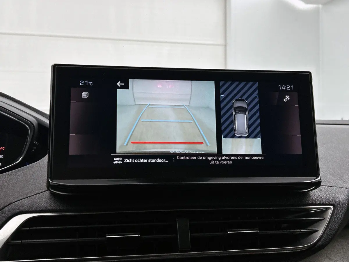 1.2 130pk GT Automaat | Navigatie | Apple CarPlay/Android Auto | Adaptieve Cruise Control | Camera | Climate Control | Night Vision | Dodehoekdetectie | Keyless Entry/Start | Isofix | Privac