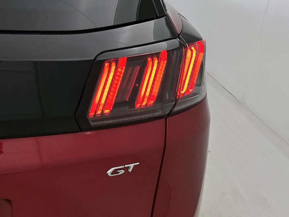 1.2 130pk GT Automaat | Navigatie | Apple CarPlay/Android Auto | Adaptieve Cruise Control | Camera | Climate Control | Night Vision | Dodehoekdetectie | Keyless Entry/Start | Isofix | Privac