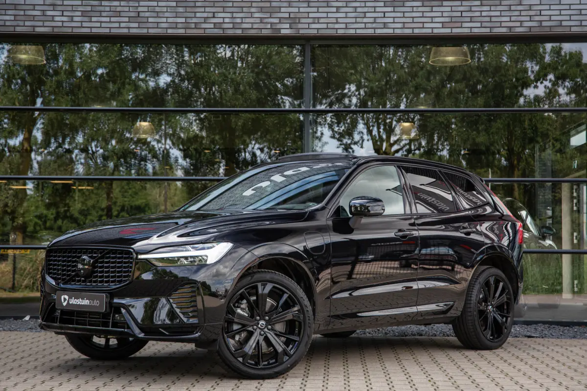 2.0 T8 Plug-in hybrid AWD Plus Black Edition , Luchtvering, Panoramadak, Harman&Kardon, 360-camera, HUD