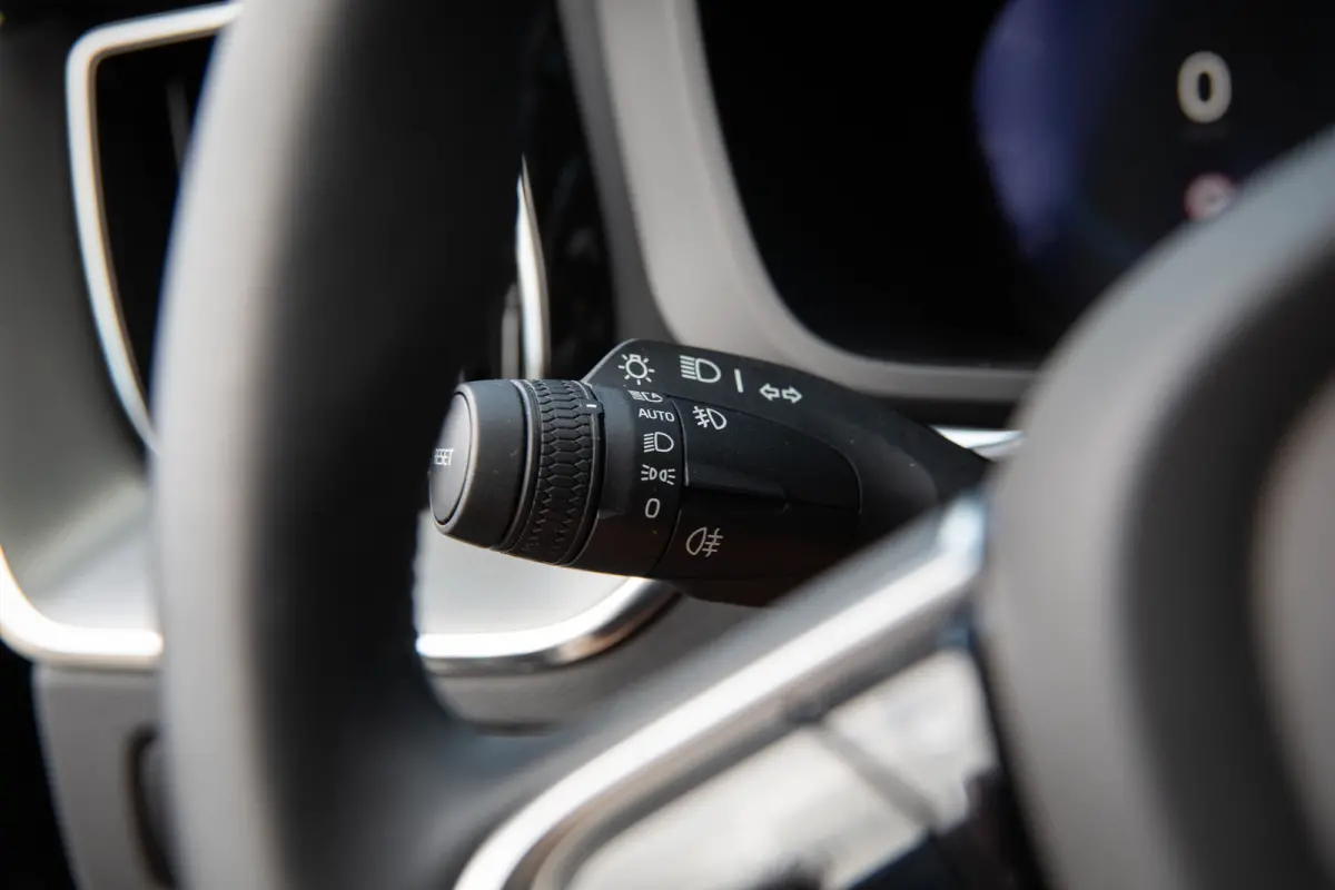 2.0 T8 Plug-in hybrid AWD Plus Black Edition , Luchtvering, Panoramadak, Harman&Kardon, 360-camera, HUD