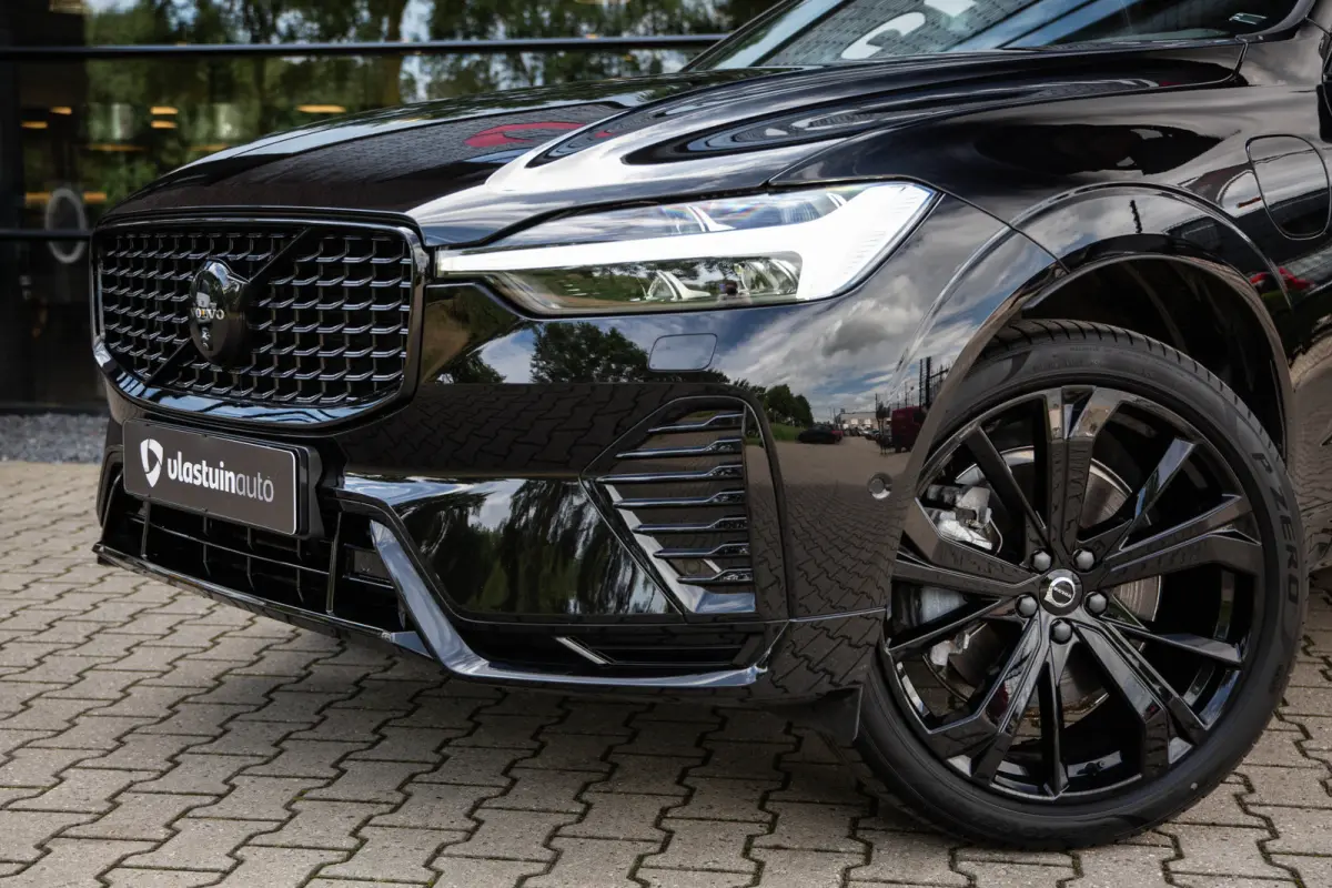 2.0 T8 Plug-in hybrid AWD Plus Black Edition , Luchtvering, Panoramadak, Harman&Kardon, 360-camera, HUD