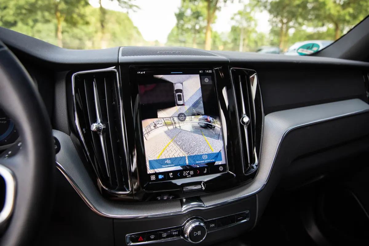 2.0 T8 Plug-in hybrid AWD Plus Black Edition , Luchtvering, Panoramadak, Harman&Kardon, 360-camera, HUD