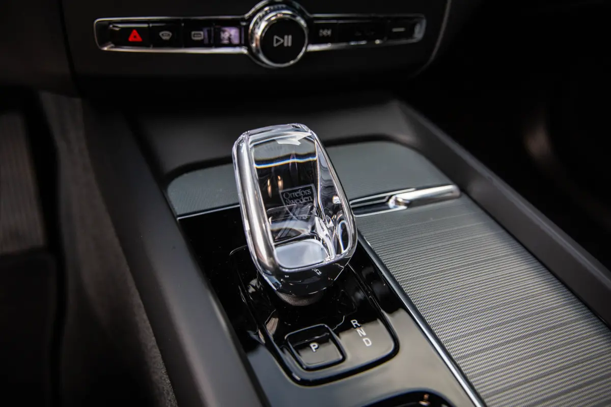 2.0 T8 Plug-in hybrid AWD Plus Black Edition , Luchtvering, Panoramadak, Harman&Kardon, 360-camera, HUD