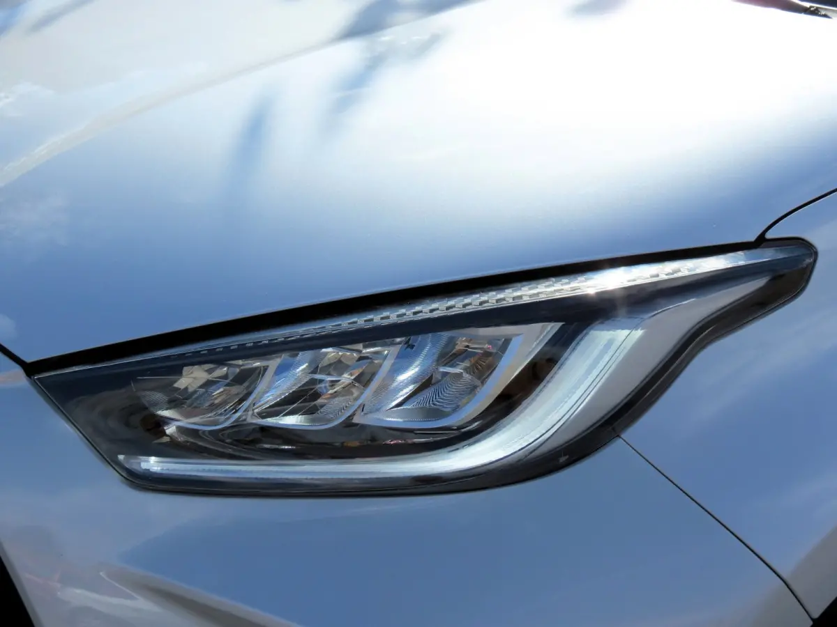 1.5 Hybrid Executive Bi-Tone | LED KOPLAMPEN | NIEUWE ALL-SEASON BANDEN | LEDER | APPLE CARPLAY | STOELVERWARMING |