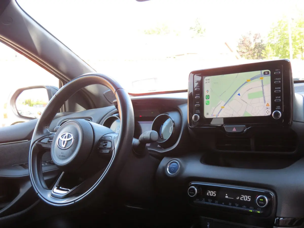 1.5 Hybrid Executive Bi-Tone | LED KOPLAMPEN | NIEUWE ALL-SEASON BANDEN | LEDER | APPLE CARPLAY | STOELVERWARMING |