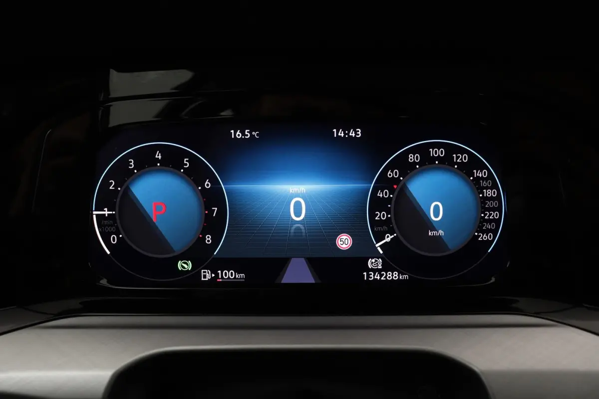 1.0 eTSI Life Business | Camera | Automaat | Digital Cockpit | CarPlay | Adap. Cruise |