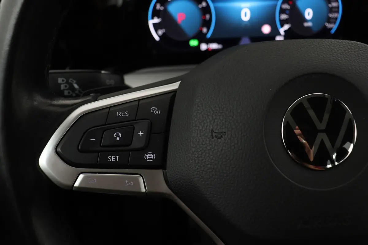 1.0 eTSI Life Business | Camera | Automaat | Digital Cockpit | CarPlay | Adap. Cruise |