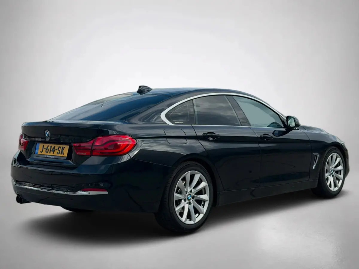 420i High Executive Sport(Goed OndH, Head-up, Lane Assist, Navi Pro, StoelV, PDC V+A, Leder, Etc)