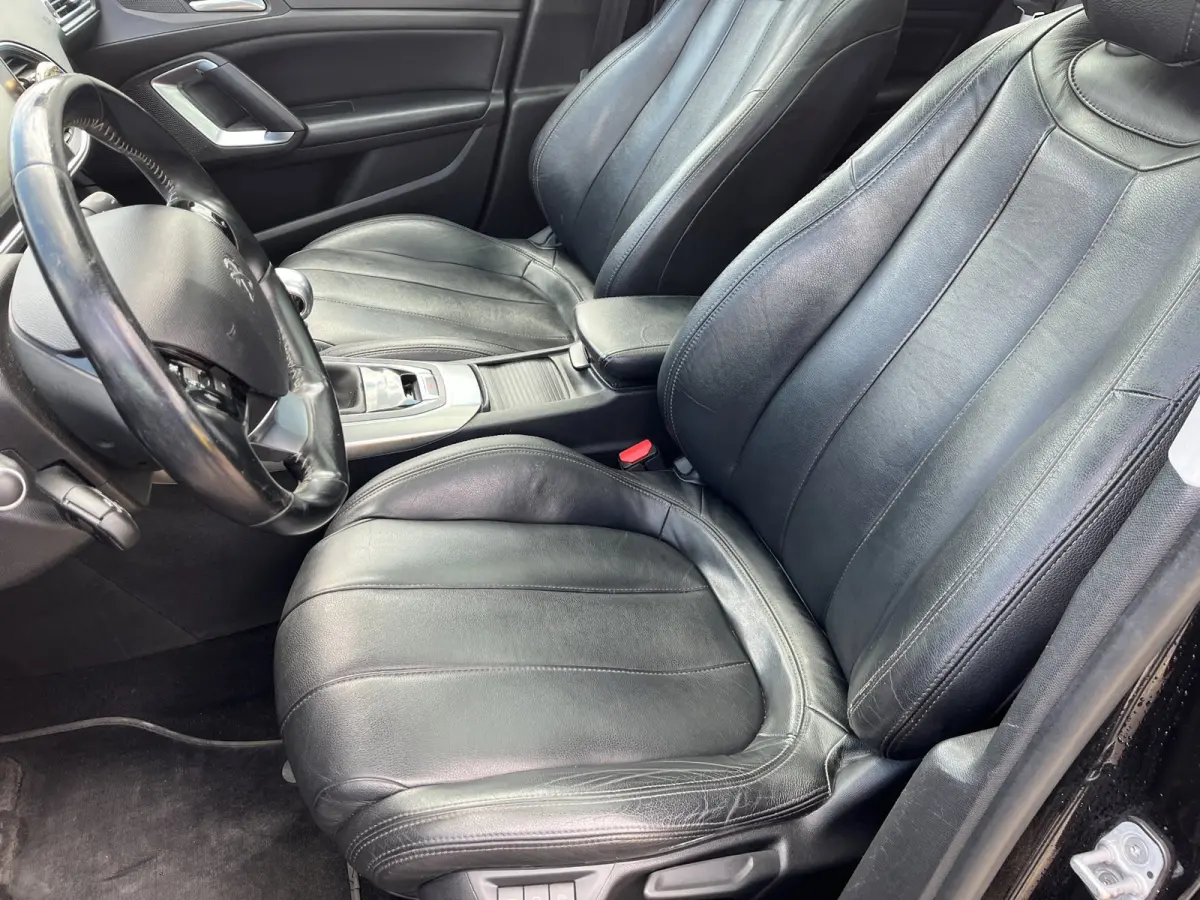 1.2 PureTech Blue lease(st-bekr,navi,clima,leer,pano,bj16,5999,-)