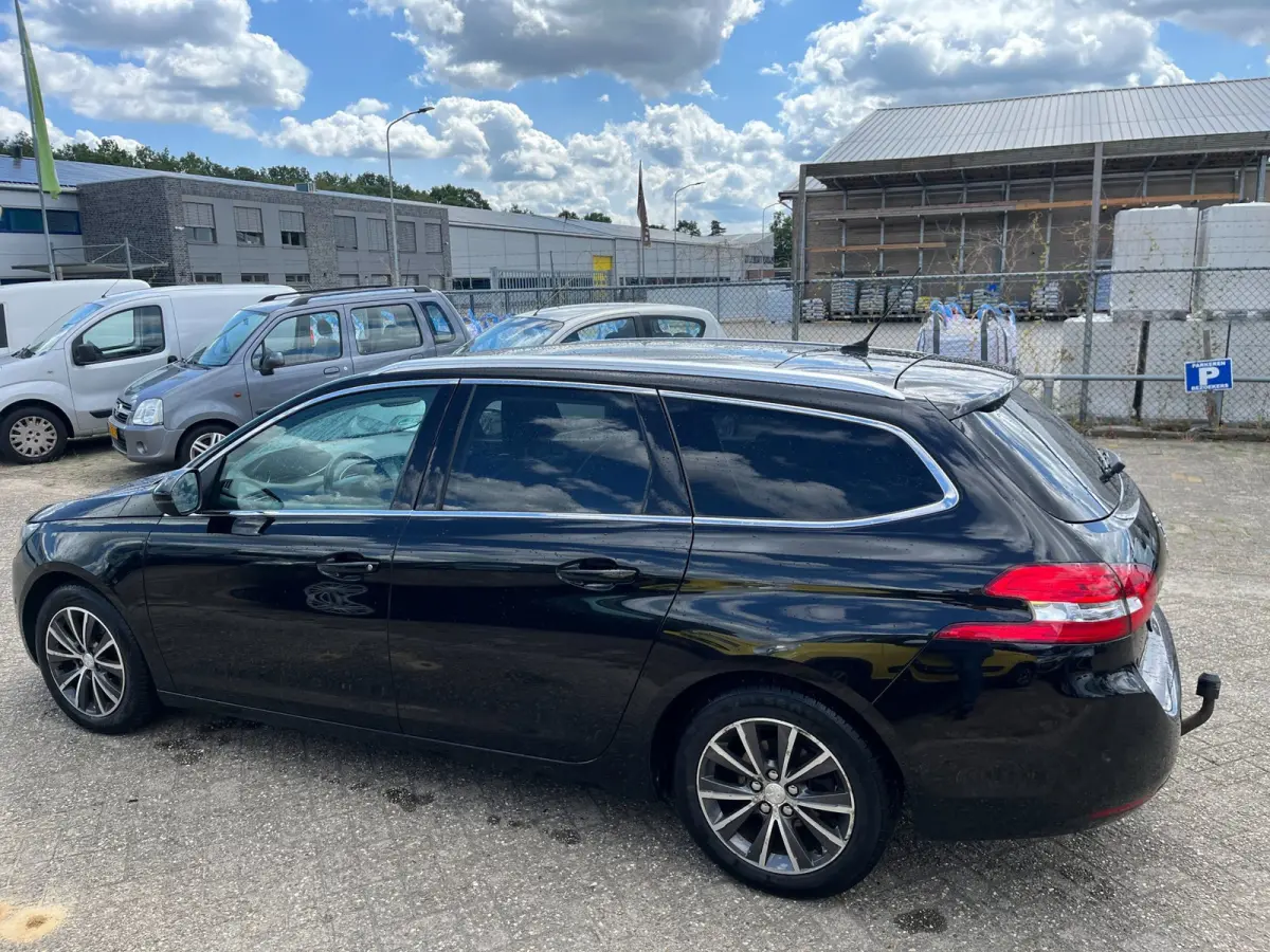 1.2 PureTech Blue lease(st-bekr,navi,clima,leer,pano,bj16,5999,-)