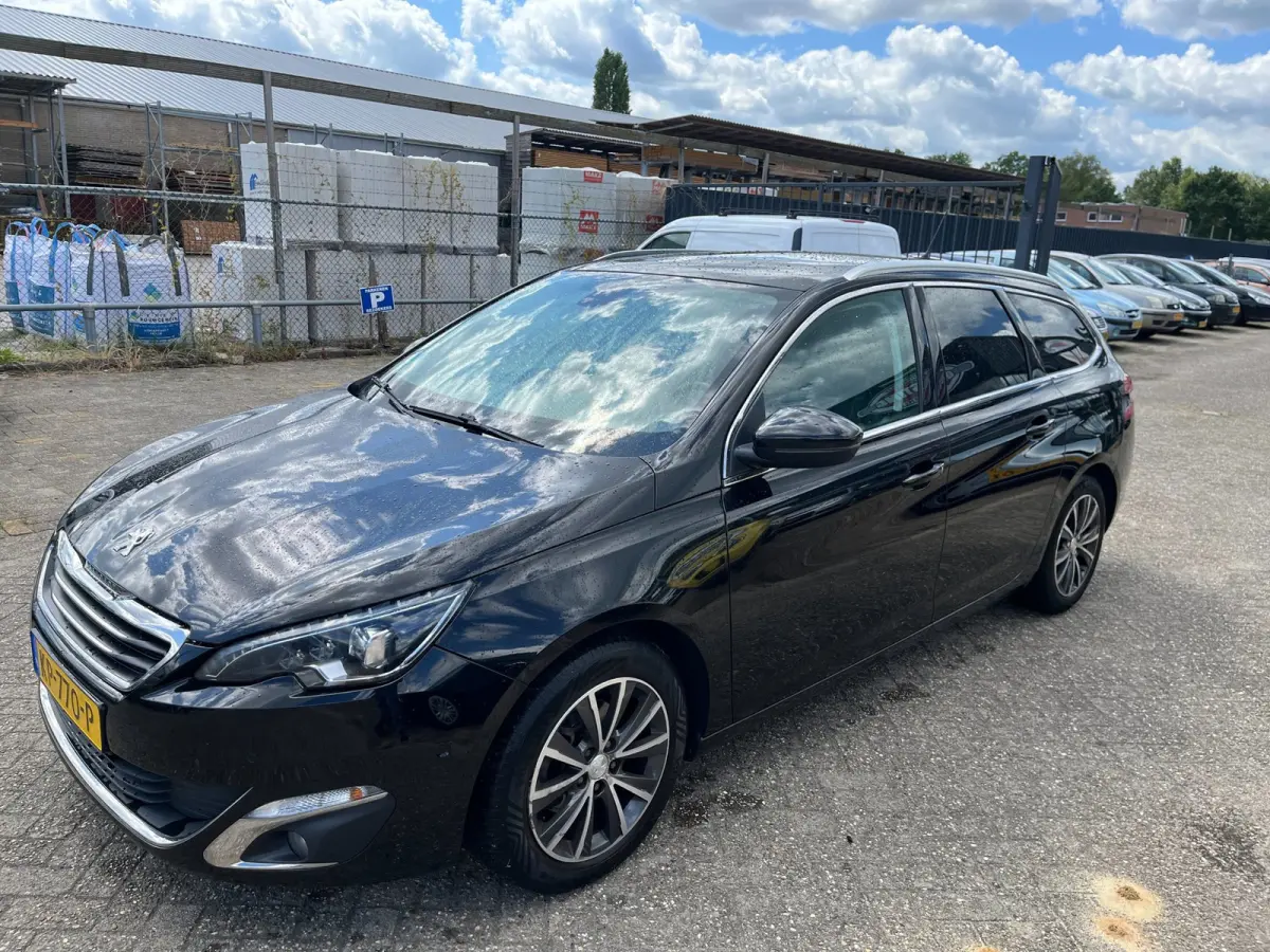 1.2 PureTech Blue lease(st-bekr,navi,clima,leer,pano,bj16,5999,-)