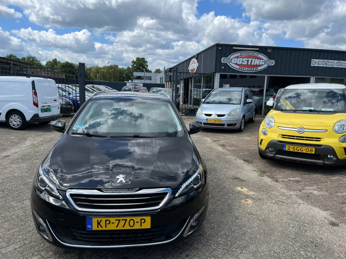 1.2 PureTech Blue lease(st-bekr,navi,clima,leer,pano,bj16,5999,-)
