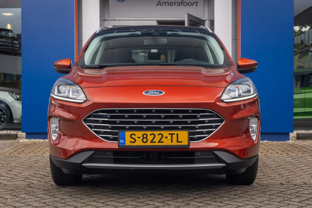 2.5 PHEV Titanium | Trekhaak | Panorama dak Elek. | Winterpack / Stoelverwarming Achter | Parkeersensoren Voor/Achter | Apple Carplay/Android Auto | Apple Carplay/Android Auto|telefoonintegr