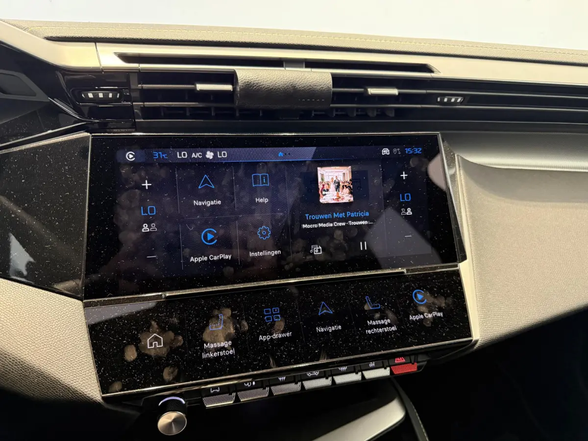 1.6 Plug-in Hybrid 195 GT Apple Carplay & Android Auto | Massage | Stoelverwarming | Navigatie | 360 Camera | DEMO NEEM CONTACT OP VOOR INFO |