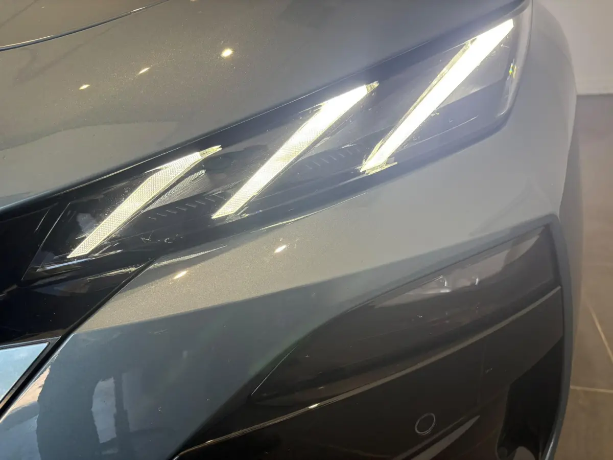 1.6 Plug-in Hybrid 195 GT Apple Carplay & Android Auto | Massage | Stoelverwarming | Navigatie | 360 Camera | DEMO NEEM CONTACT OP VOOR INFO |