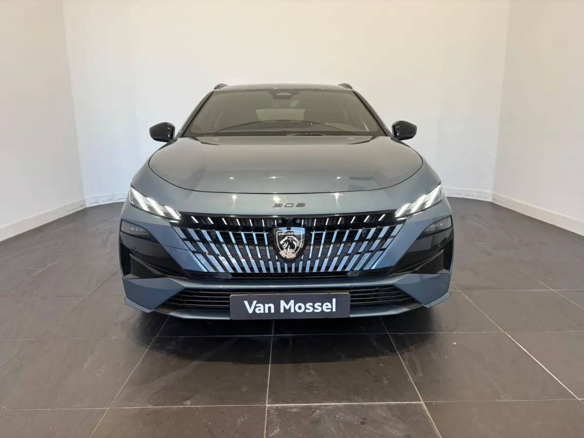 1.6 Plug-in Hybrid 195 GT Apple Carplay & Android Auto | Massage | Stoelverwarming | Navigatie | 360 Camera | DEMO NEEM CONTACT OP VOOR INFO |