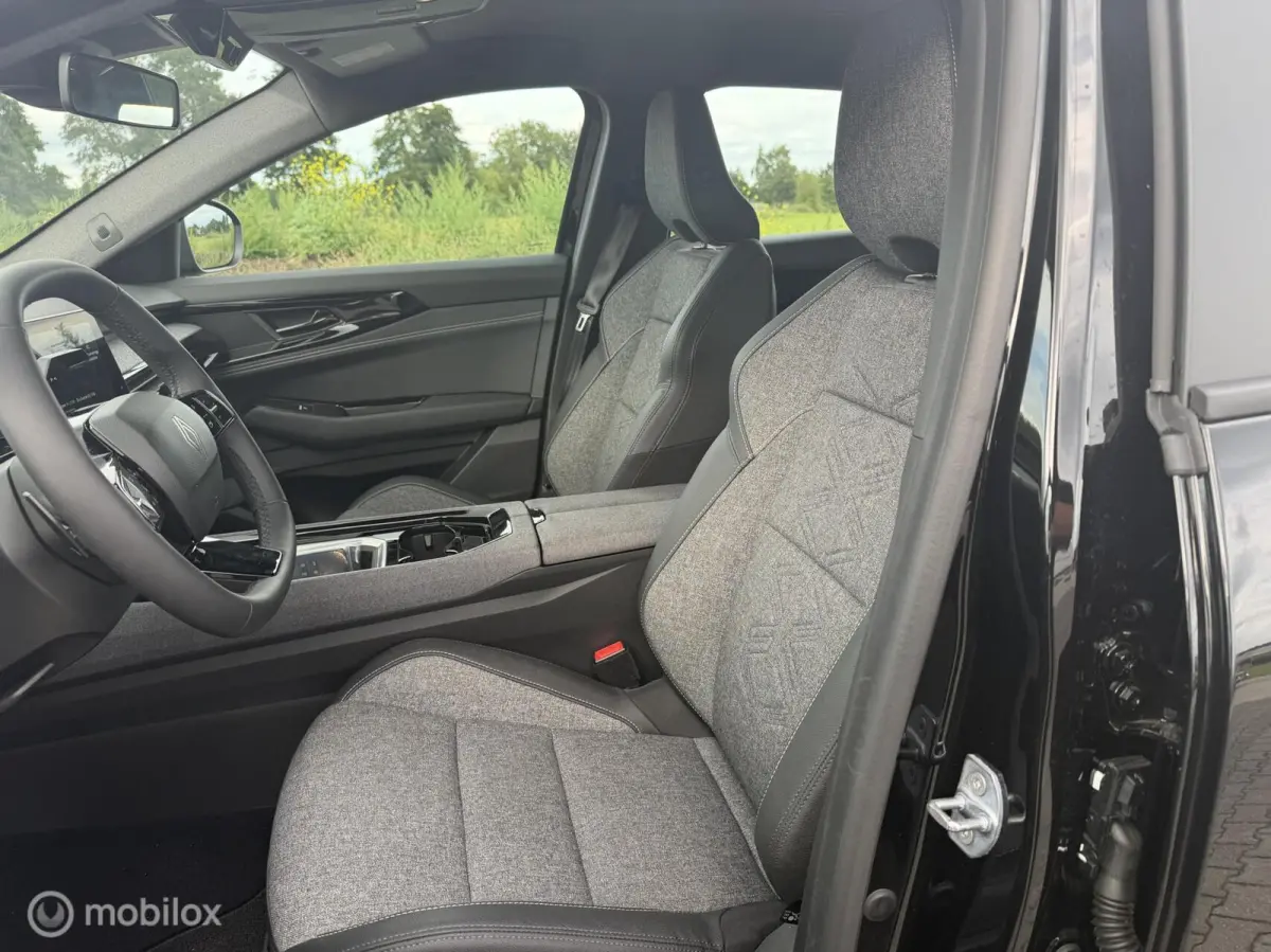 1.2 E-Tech full hybrid 200 evolution