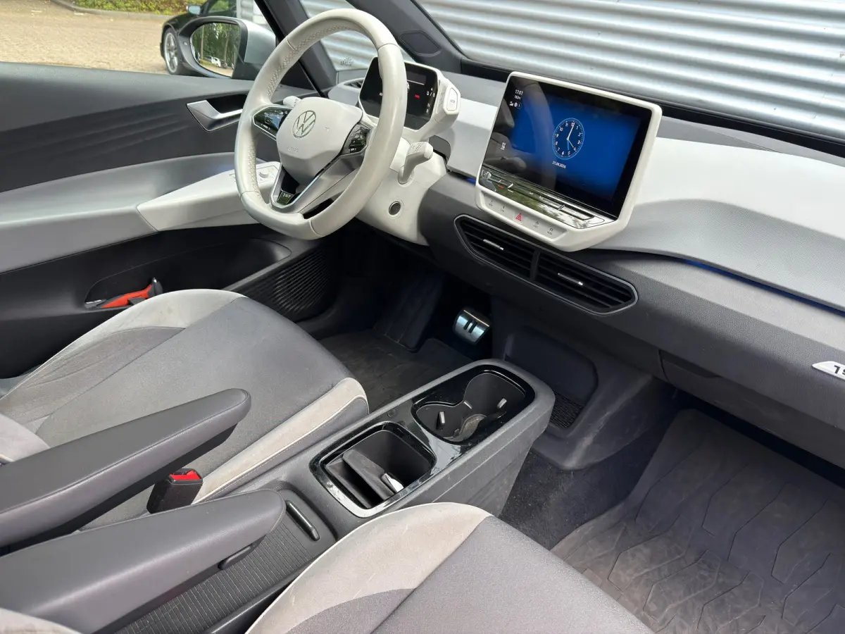 Business 58 kWh First Edition l 90,86% SOH l Trekhaak l Navi l DAB+ l IZGST l