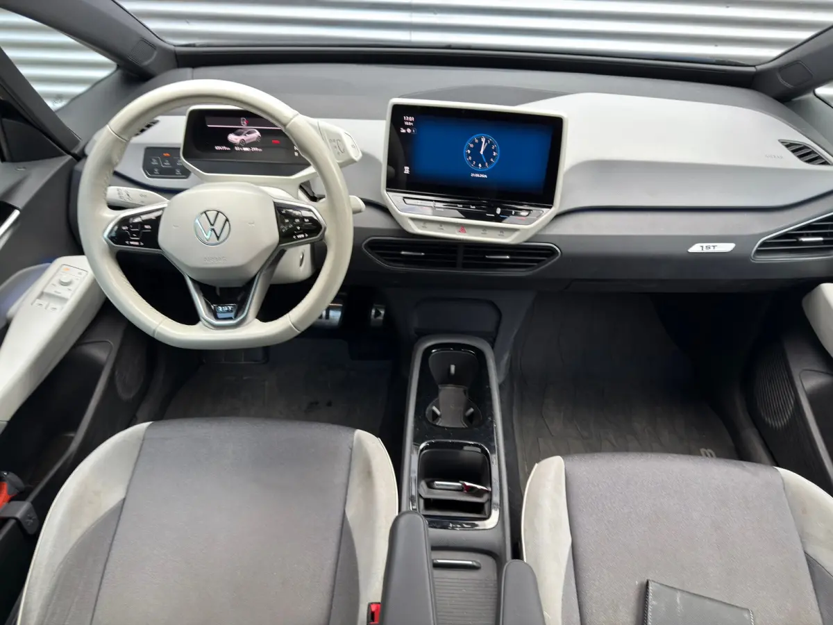 Business 58 kWh First Edition l 90,86% SOH l Trekhaak l Navi l DAB+ l IZGST l