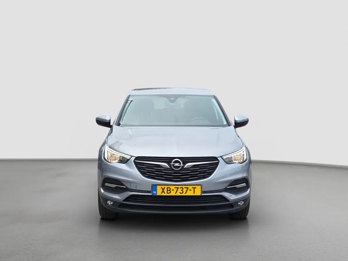 1.2 Turbo Online Edition Trekhaak | Parkeersensoren | Climate control | Full map navigatie | Carplay/android auto |