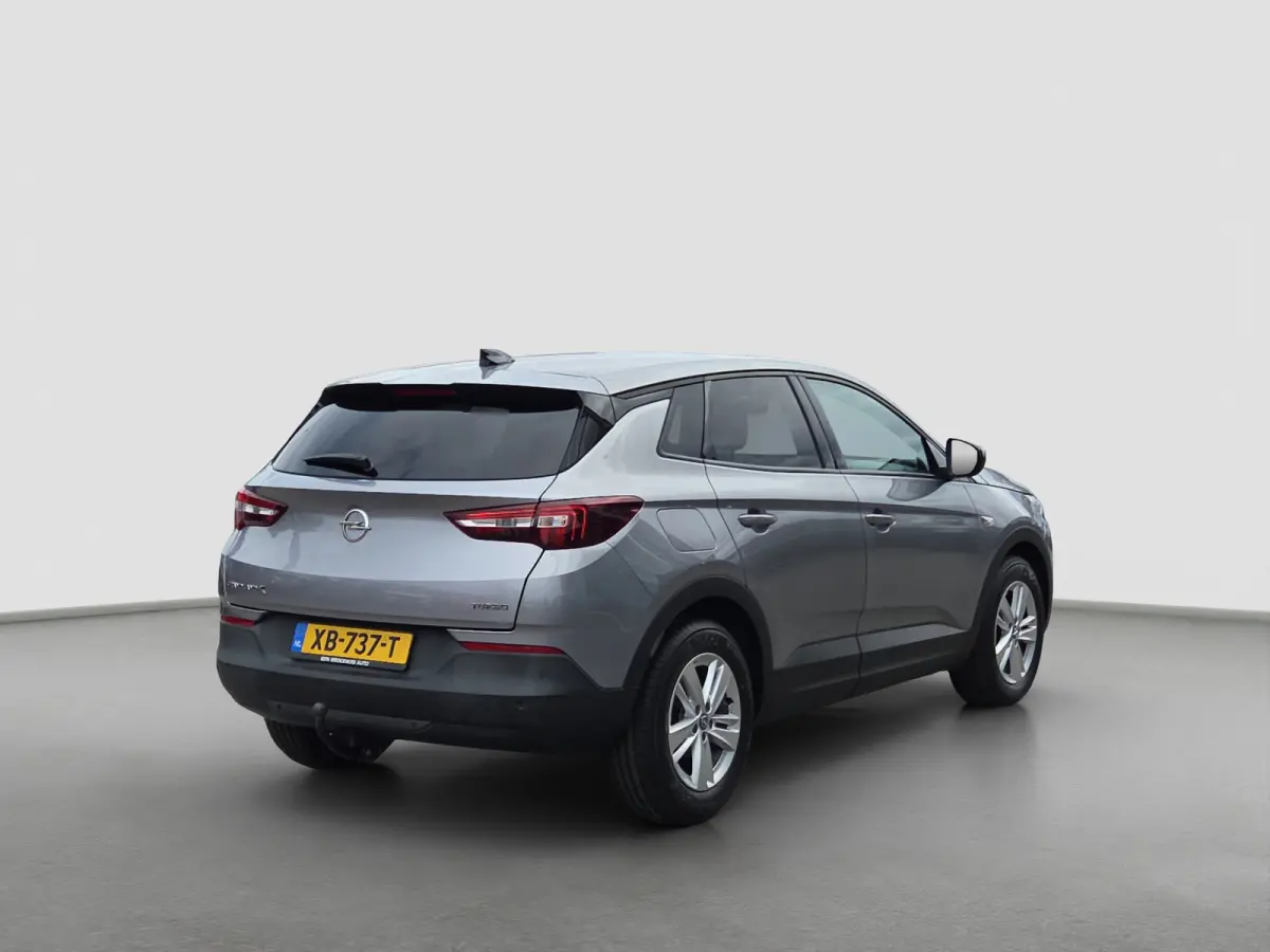 1.2 Turbo Online Edition Trekhaak | Parkeersensoren | Climate control | Full map navigatie | Carplay/android auto |