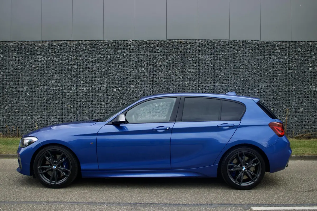 M140i High Ex Shadow | LCI2 - Camera - Navi Pro