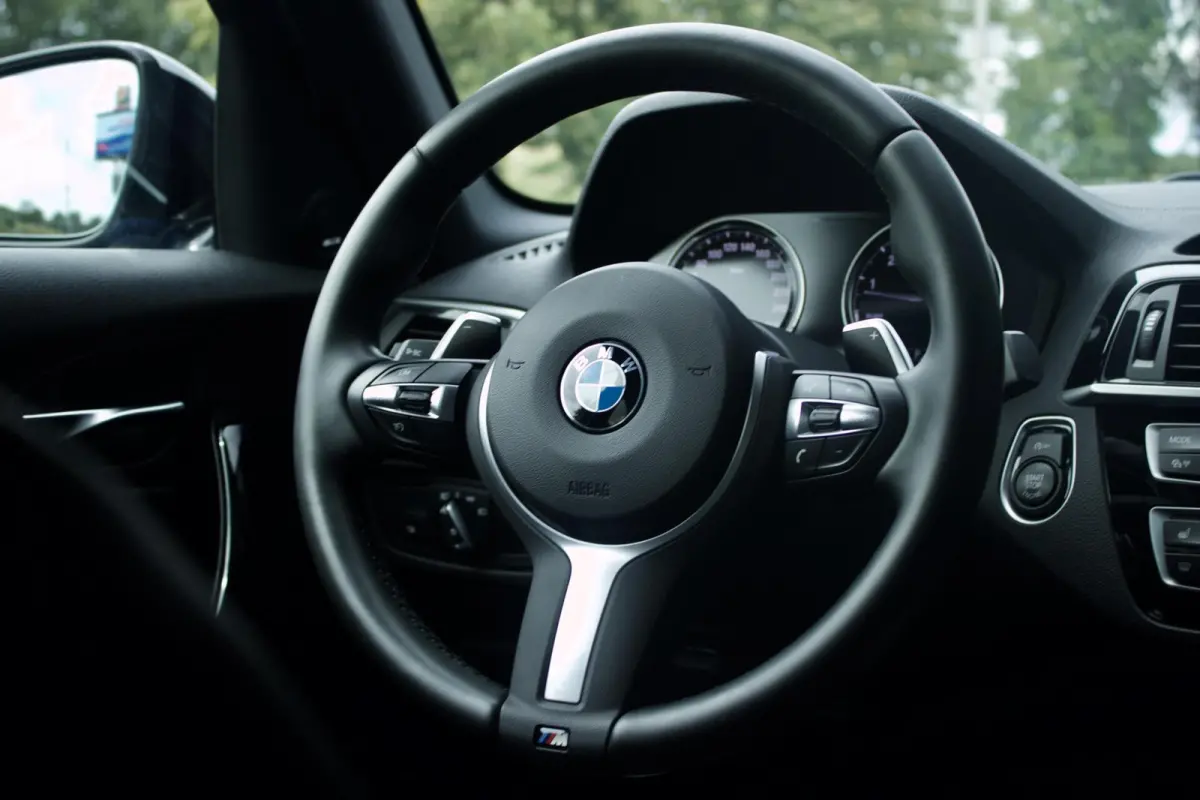 M140i High Ex Shadow | LCI2 - Camera - Navi Pro