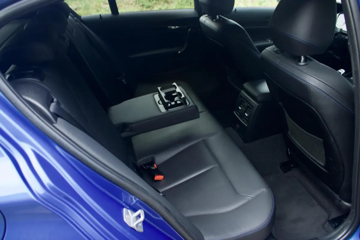 M140i High Ex Shadow | LCI2 - Camera - Navi Pro