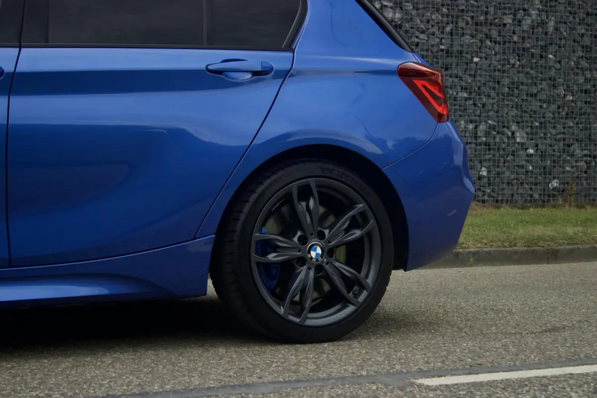 M140i High Ex Shadow | LCI2 - Camera - Navi Pro