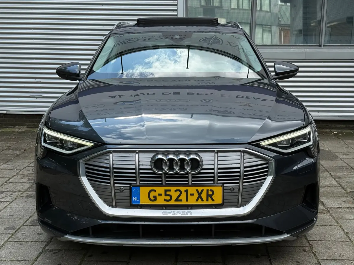 E-tron 50 quattro Launch edition plus 71 kWh l 89,72% SOH l Pano l Volleder l