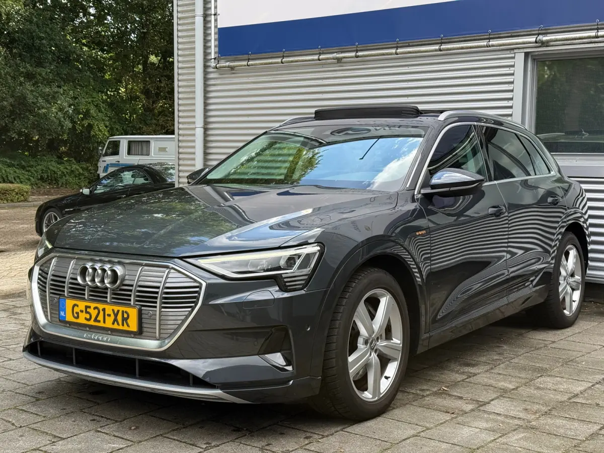 E-tron 50 quattro Launch edition plus 71 kWh l 89,72% SOH l Pano l Volleder l