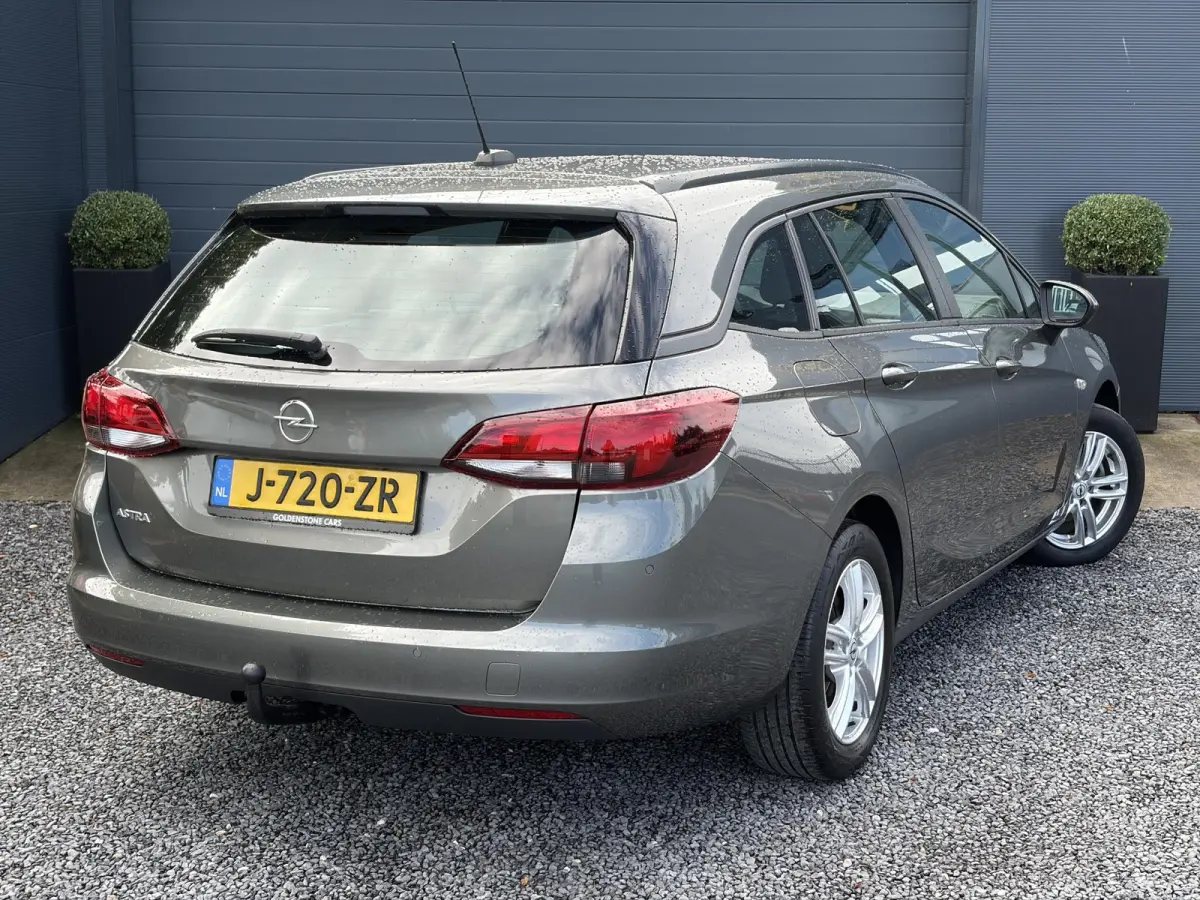 1.2 Business Edition 147pk l 2e Eigenaar l Trekhaak l Navi l Carplay l 6 Bak l Clima l Cruise l Pdc V+A l Recent beurt gehad l Lm velgen l N.A.P l Apk tot 07-2028