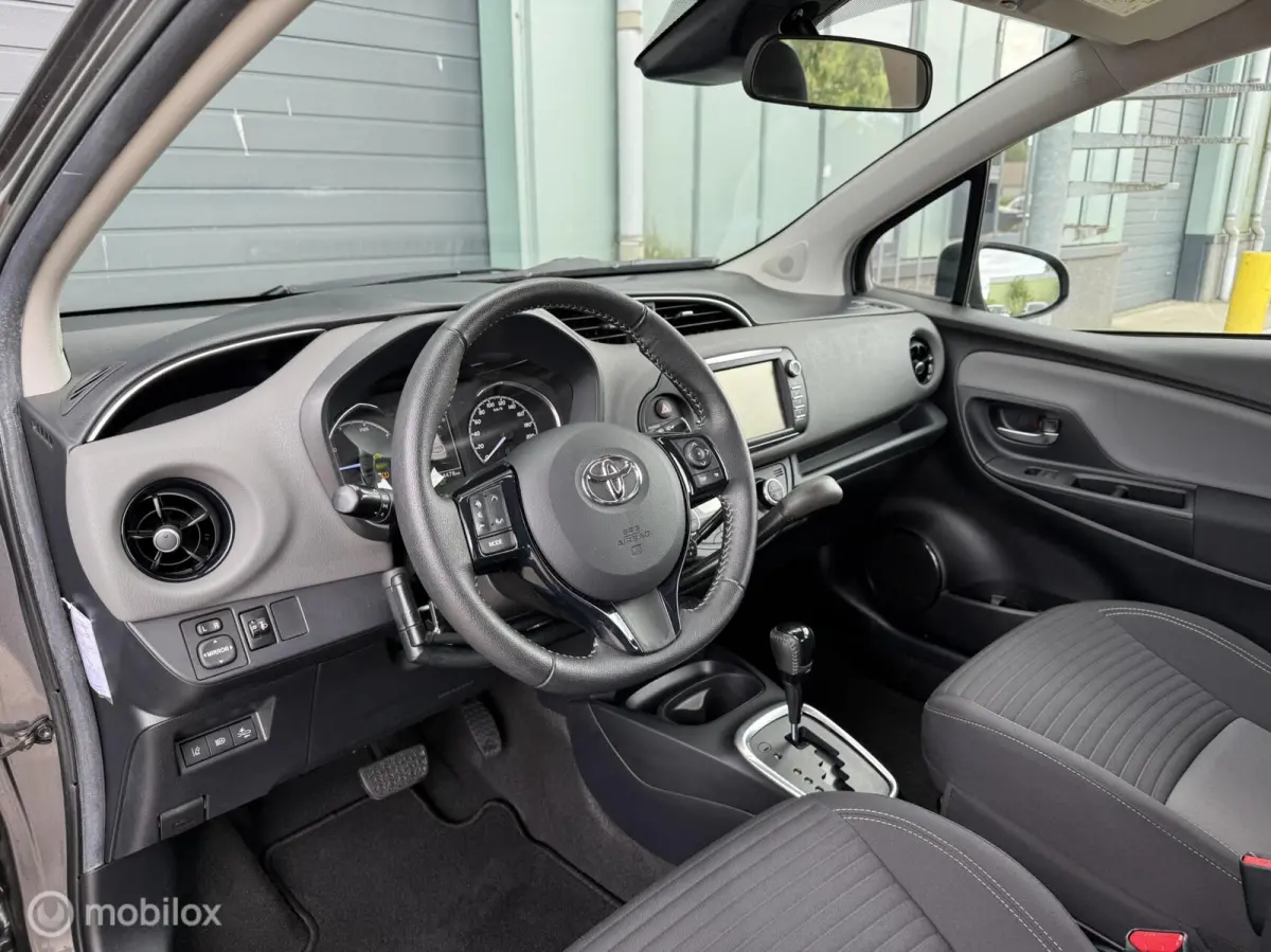 1.5 Hybrid Dynamic / Invalide Auto / Cam / Navi