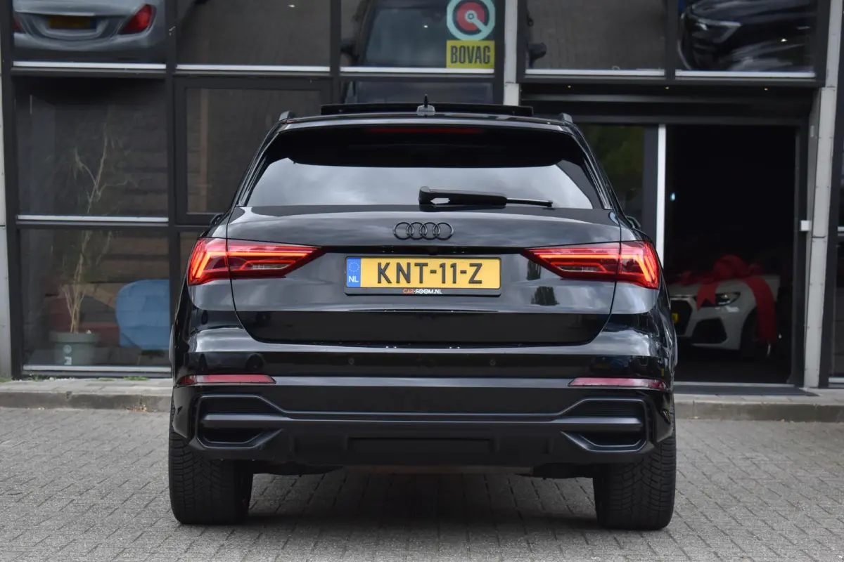 45 TFSI e 3x S Line Pano Ambiance Keyless SONOS ACC ALLBlackEdition
