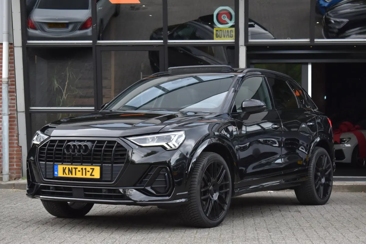 45 TFSI e 3x S Line Pano Ambiance Keyless SONOS ACC ALLBlackEdition
