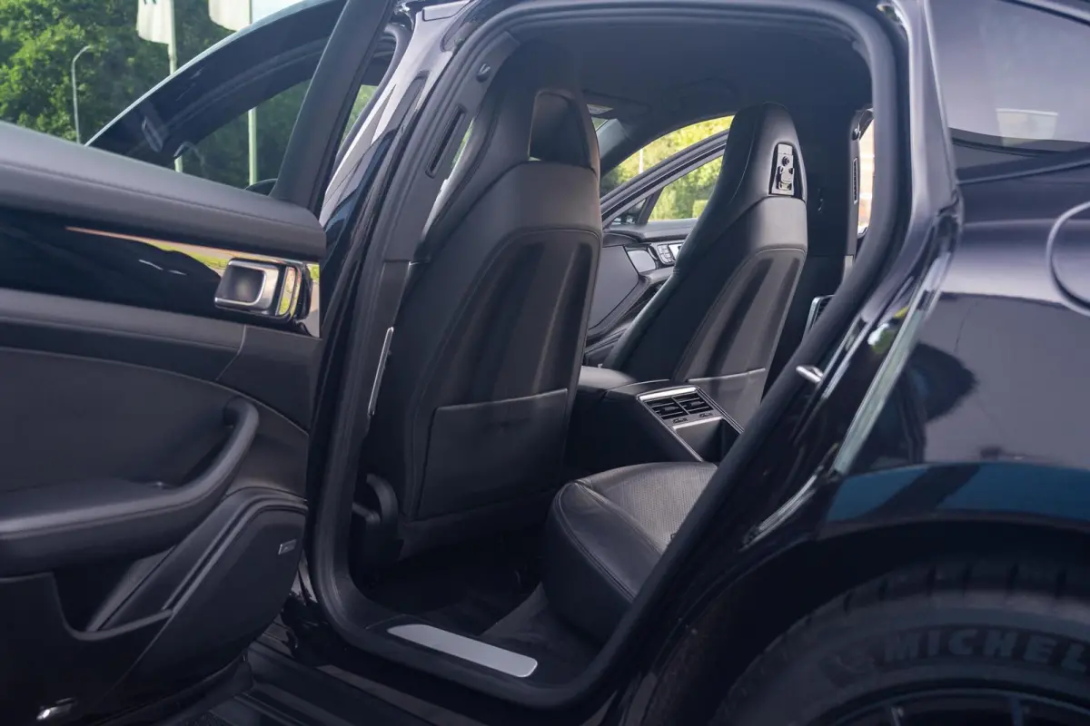 2.9 V6 4 E-Hybrid|2e Eig NAP|BOSE|Softclose|Chrono|Luchtvering|Volleder|Volledig Onderhouden