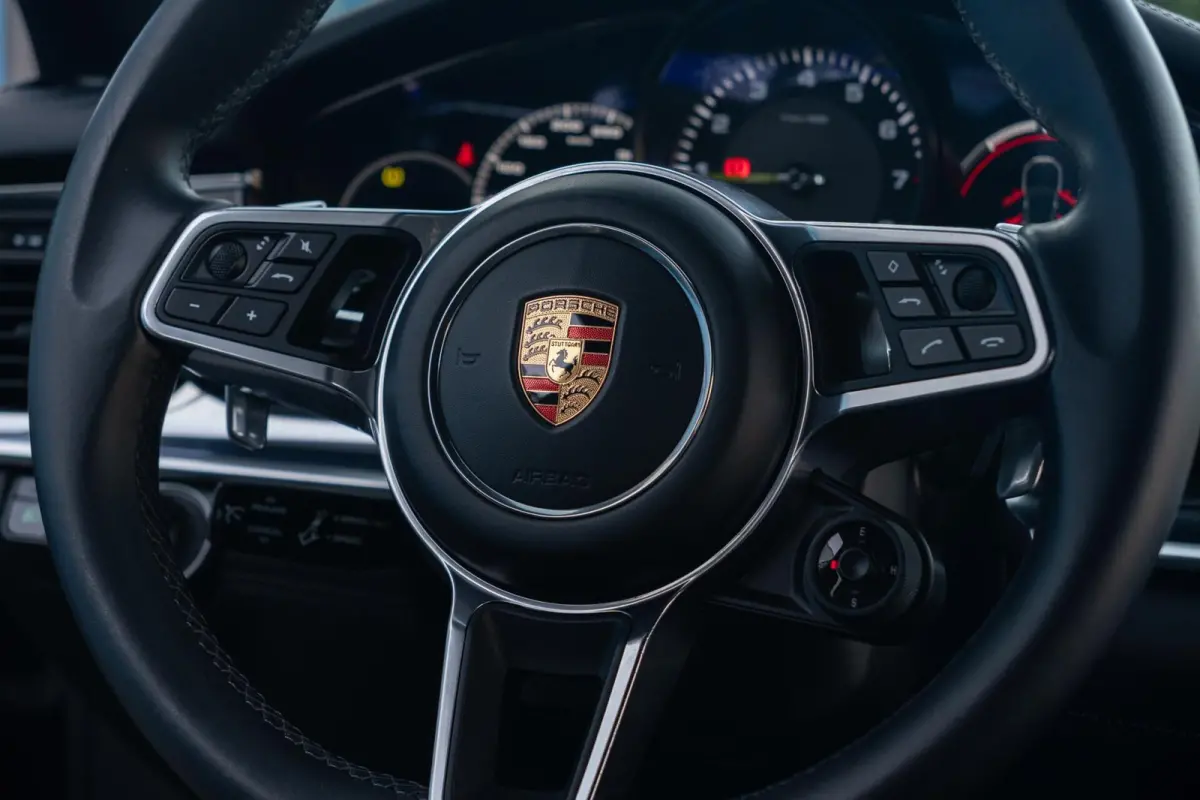 2.9 V6 4 E-Hybrid|2e Eig NAP|BOSE|Softclose|Chrono|Luchtvering|Volleder|Volledig Onderhouden