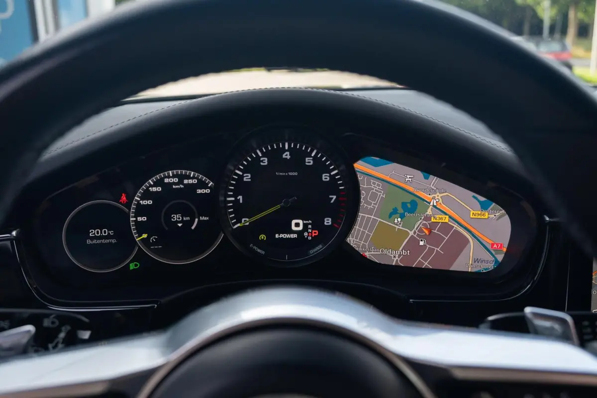 2.9 V6 4 E-Hybrid|2e Eig NAP|BOSE|Softclose|Chrono|Luchtvering|Volleder|Volledig Onderhouden