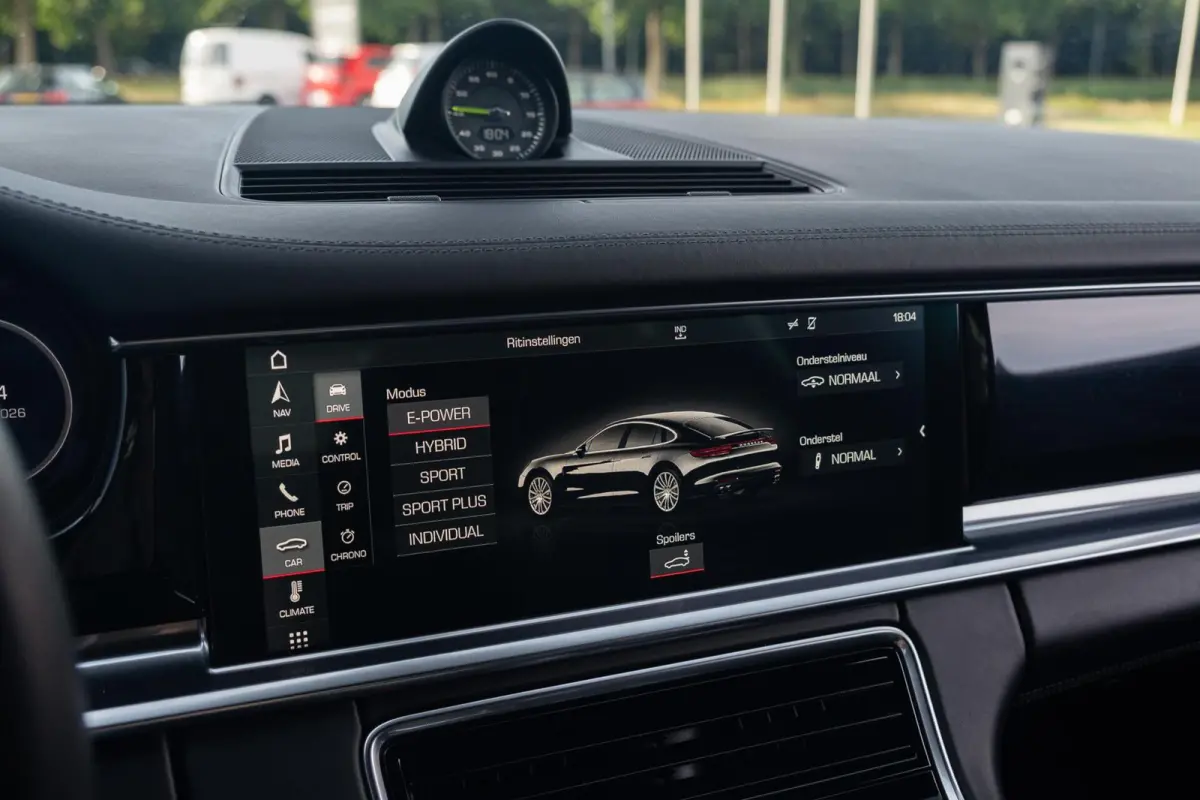2.9 V6 4 E-Hybrid|2e Eig NAP|BOSE|Softclose|Chrono|Luchtvering|Volleder|Volledig Onderhouden