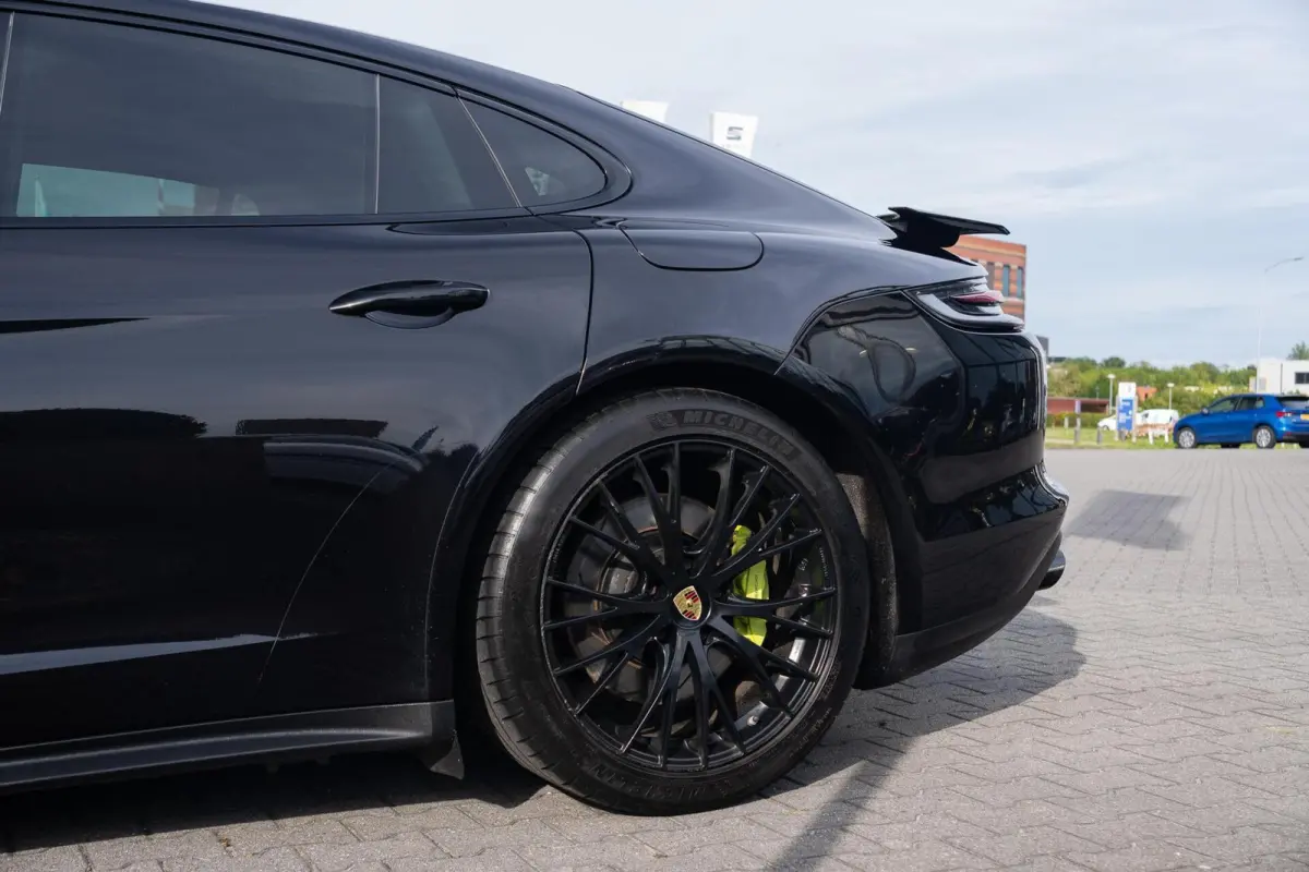 2.9 V6 4 E-Hybrid|2e Eig NAP|BOSE|Softclose|Chrono|Luchtvering|Volleder|Volledig Onderhouden